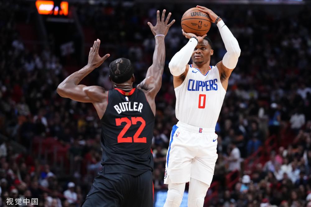 这反映出球 这反映出球