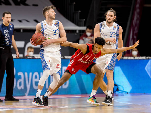 平衡新援与 平衡新援与